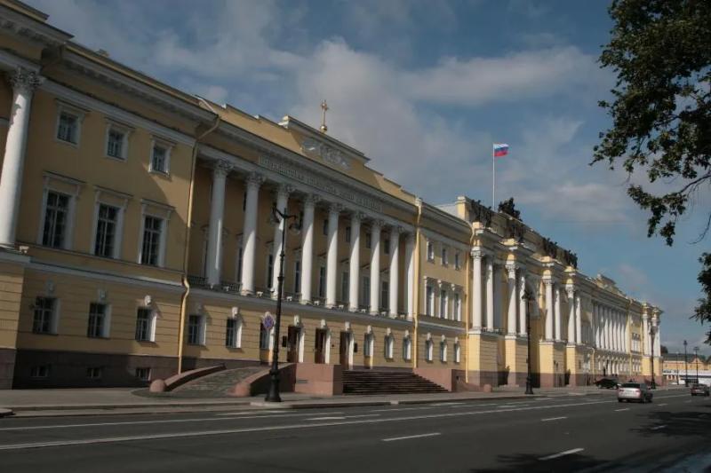 В Государственном мемориальном музее А. В. Суворова проходит выставка «Именной клинок»